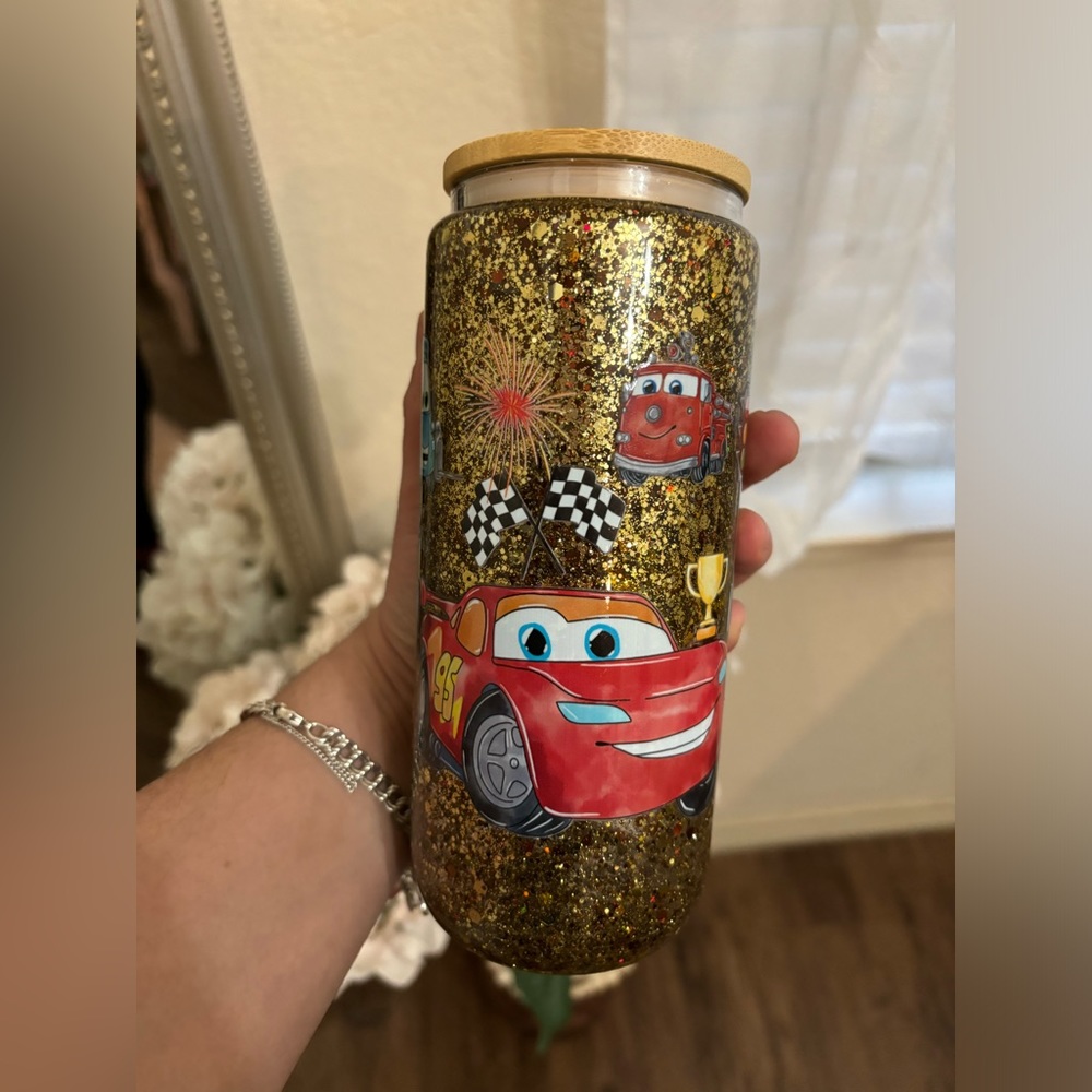 Lightning Mcqueen - Picture 2 of 2